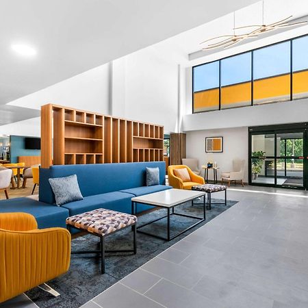 יורק Comfort Inn & Suites מראה חיצוני תמונה