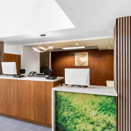 יורק Comfort Inn & Suites מראה חיצוני תמונה