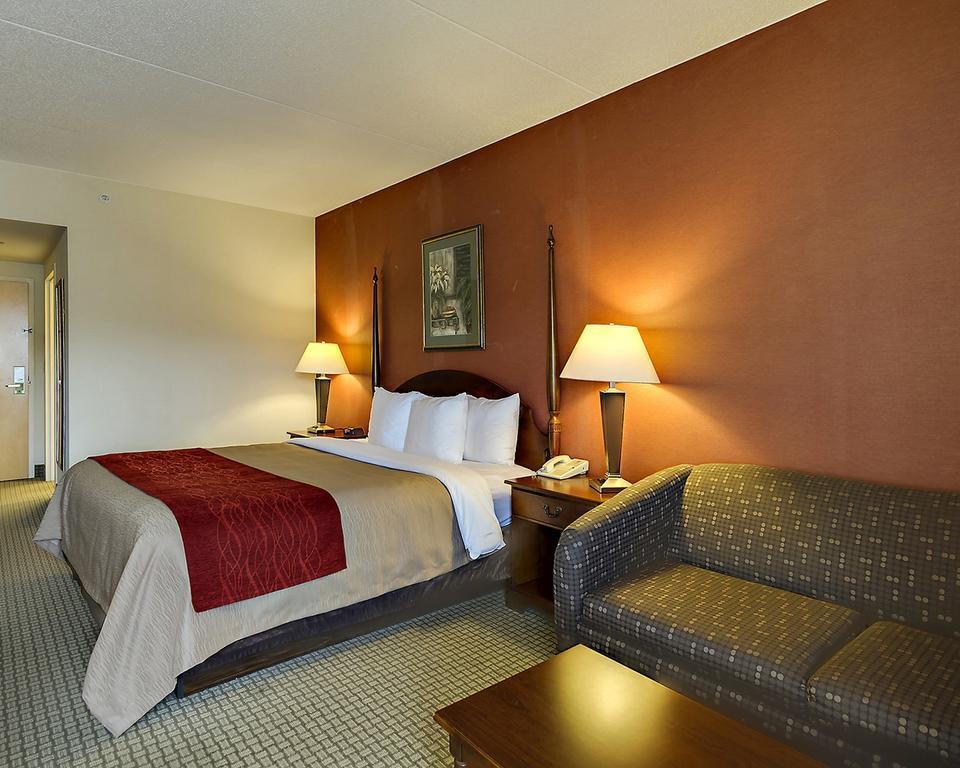 יורק Comfort Inn & Suites מראה חיצוני תמונה