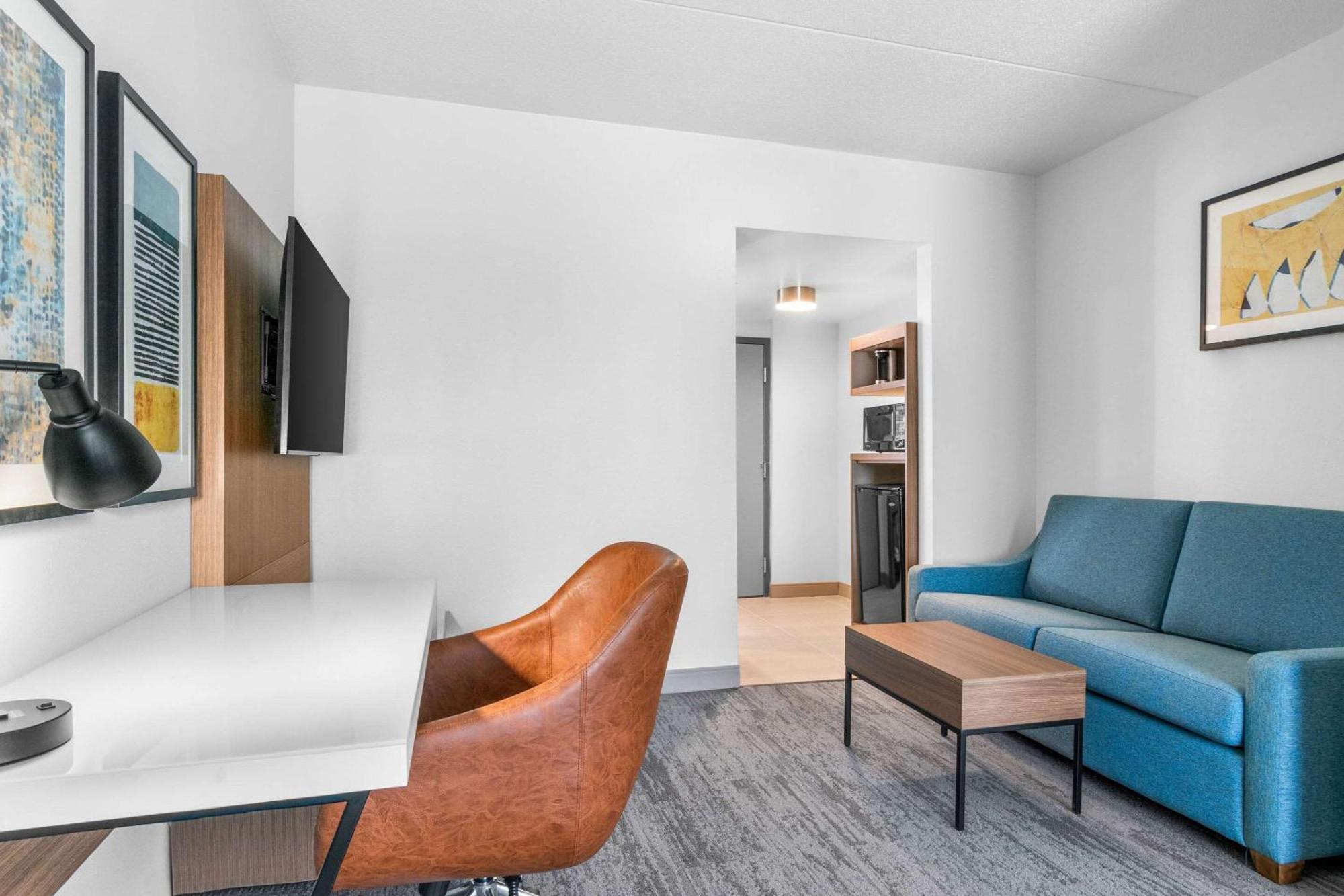 יורק Comfort Inn & Suites מראה חיצוני תמונה