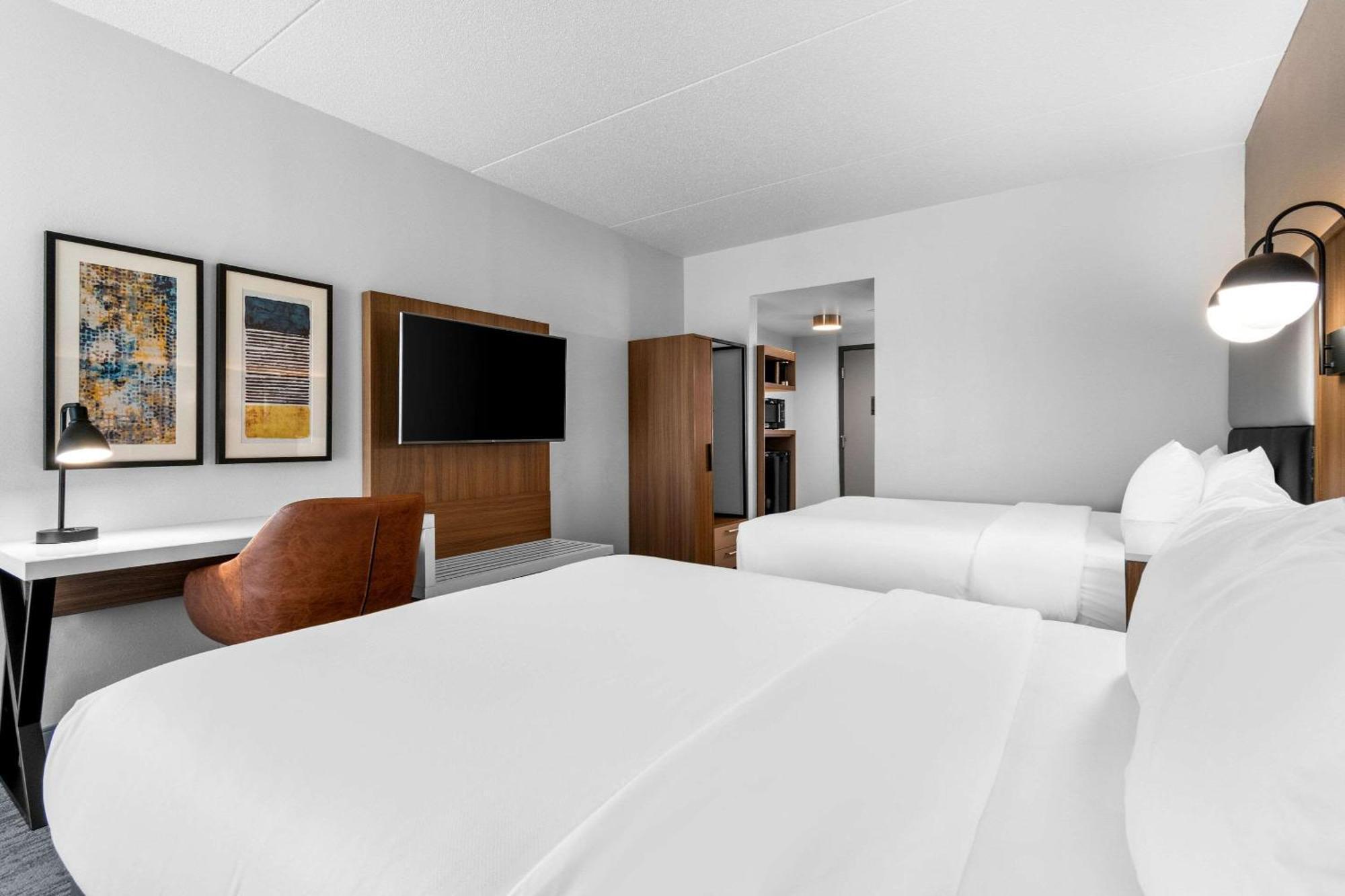 יורק Comfort Inn & Suites מראה חיצוני תמונה