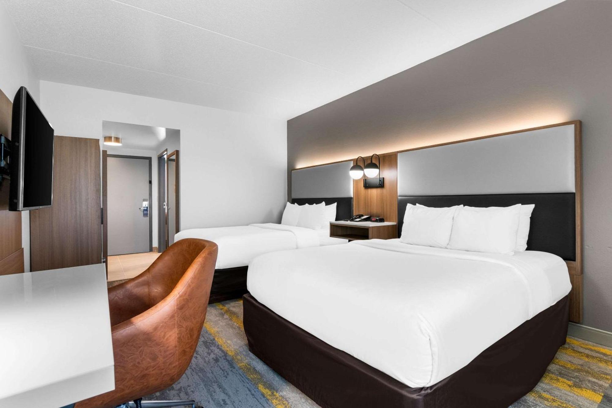 יורק Comfort Inn & Suites מראה חיצוני תמונה