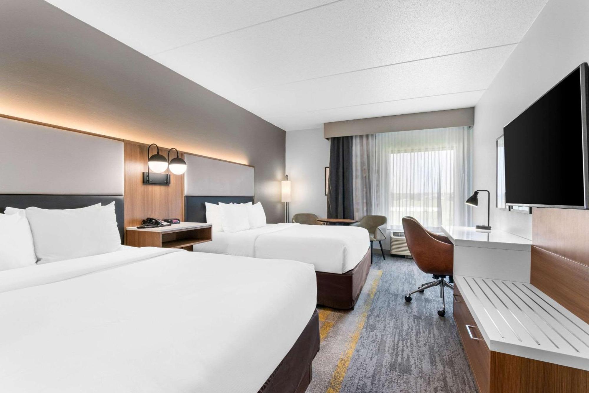 יורק Comfort Inn & Suites מראה חיצוני תמונה