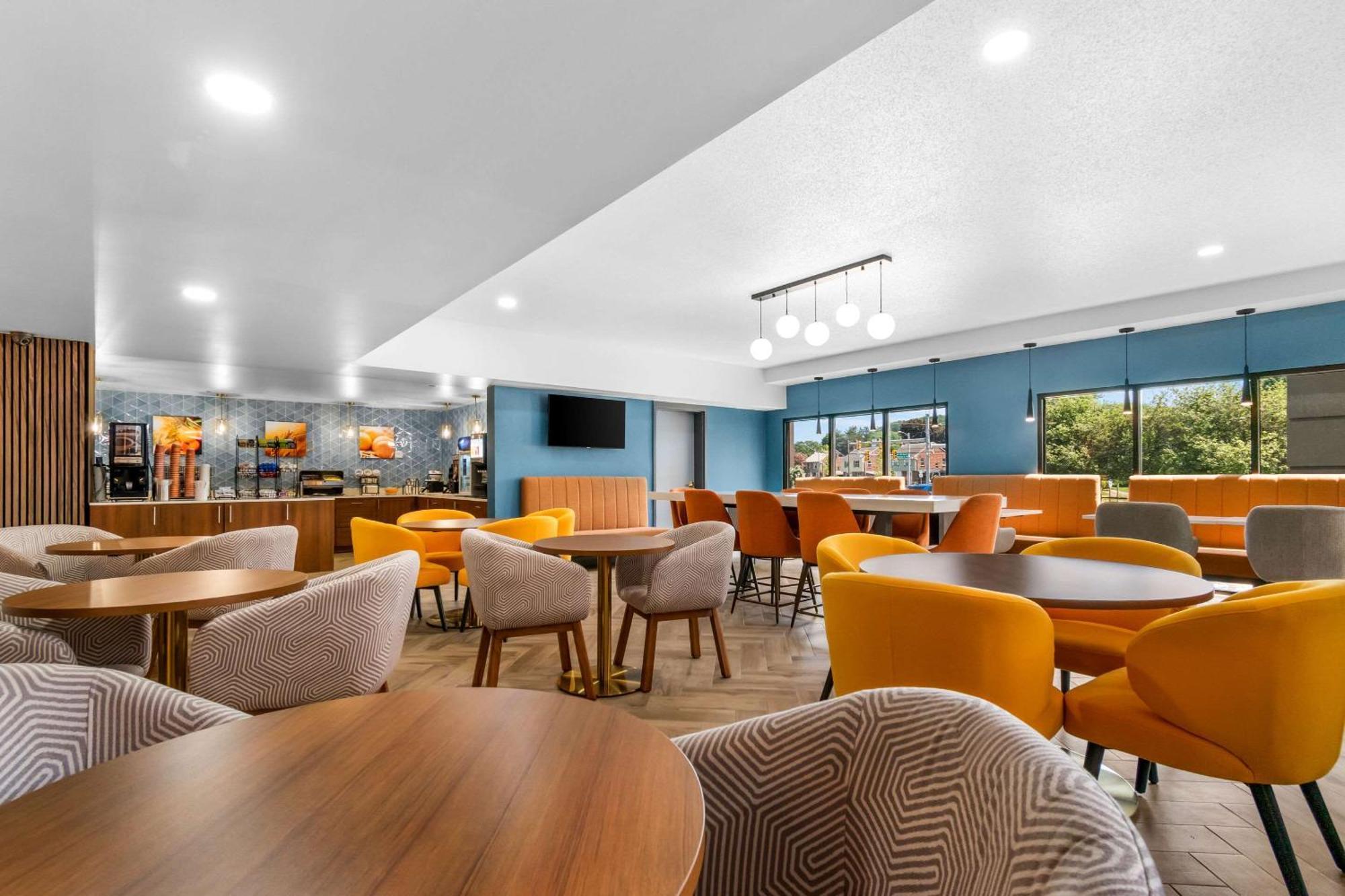 יורק Comfort Inn & Suites מראה חיצוני תמונה