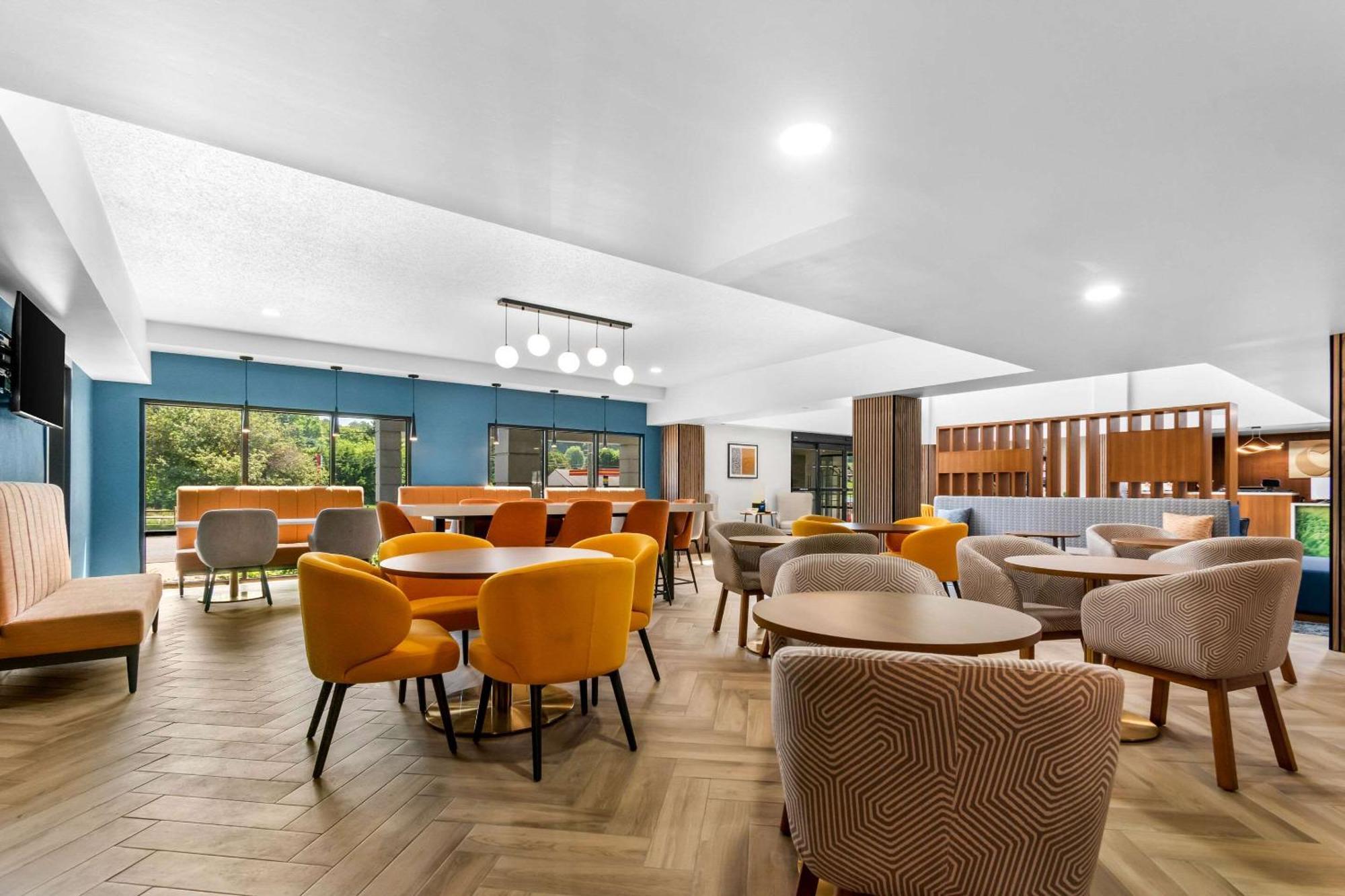יורק Comfort Inn & Suites מראה חיצוני תמונה