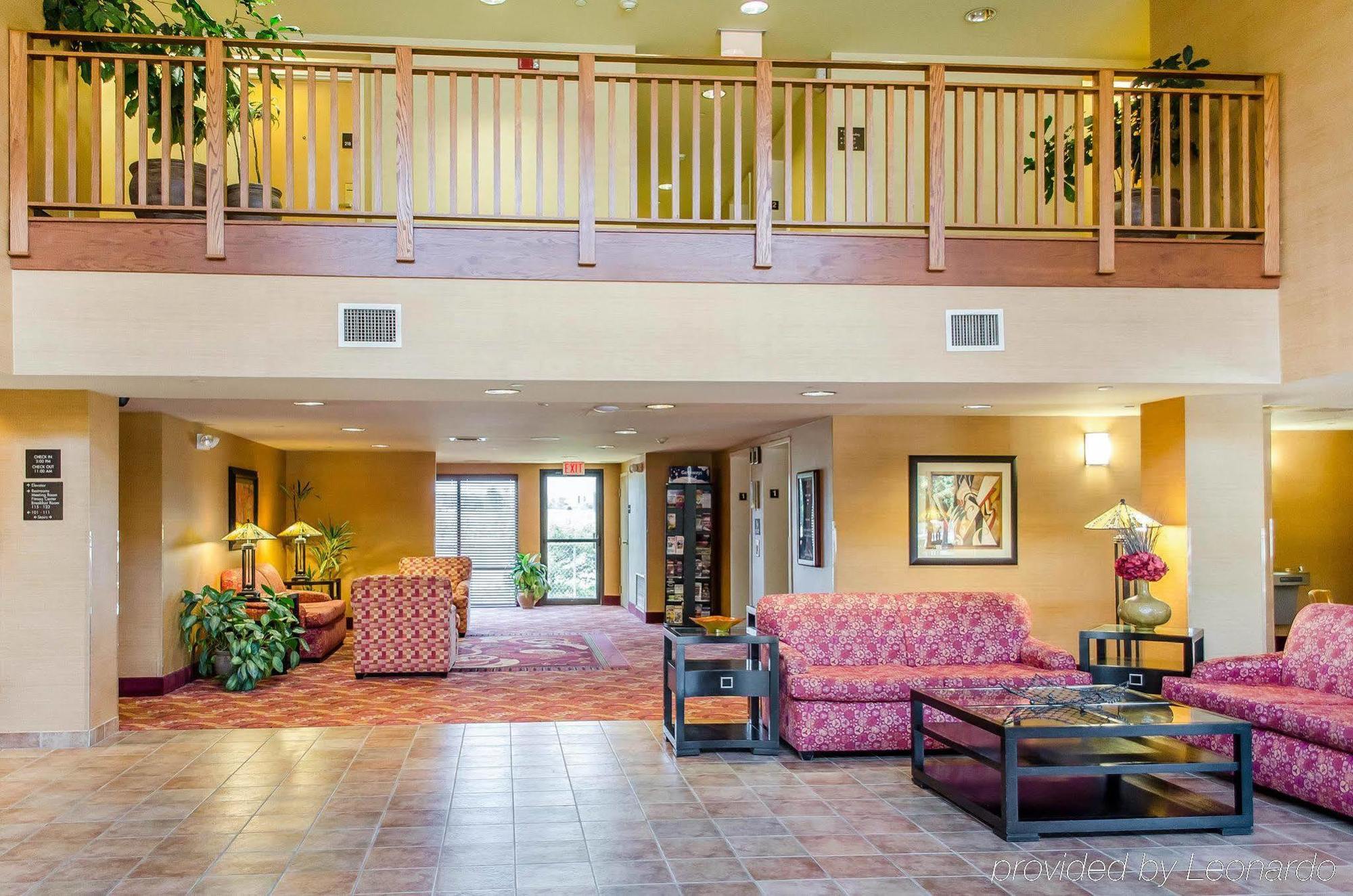 יורק Comfort Inn & Suites מראה חיצוני תמונה