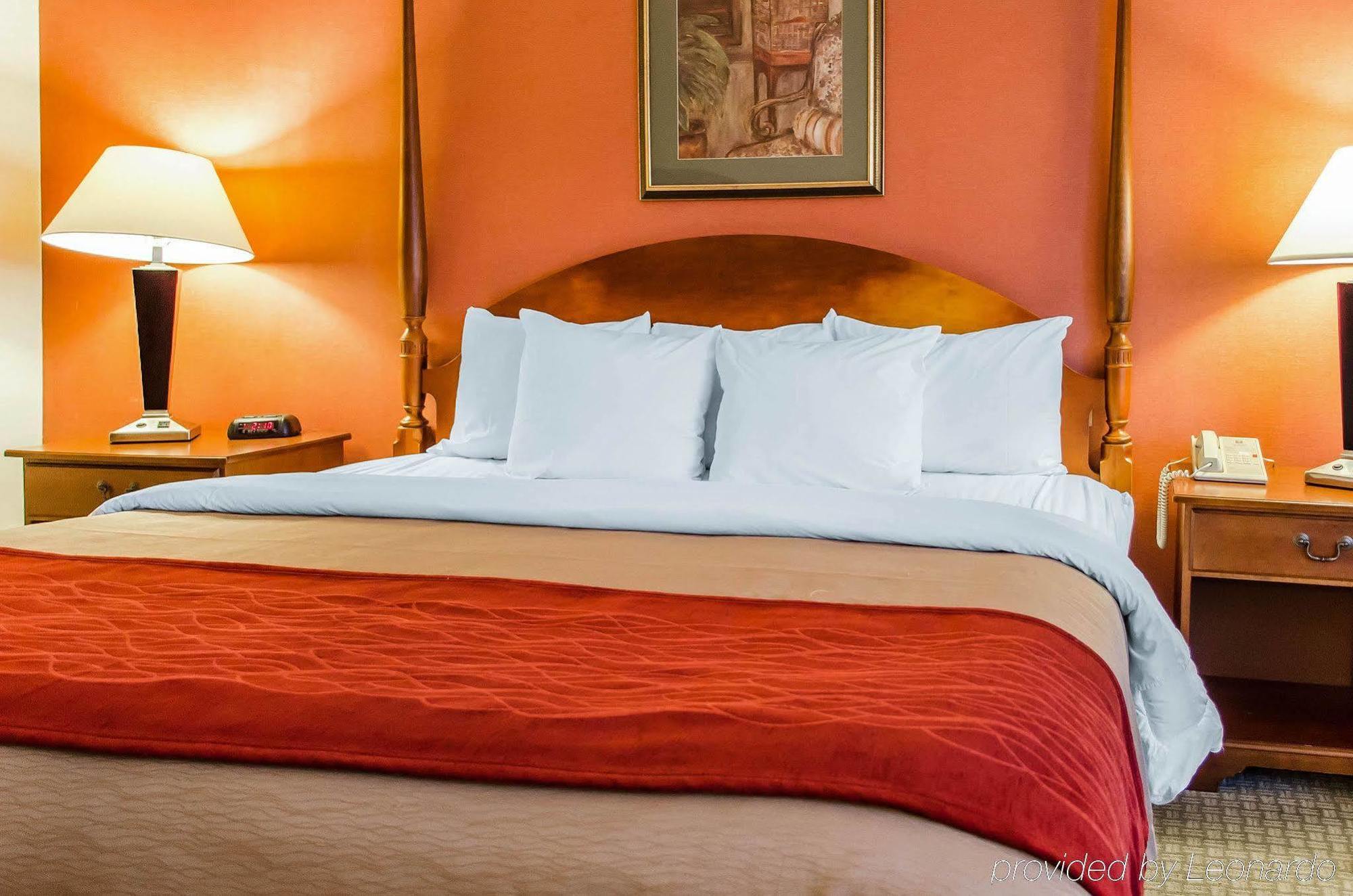יורק Comfort Inn & Suites מראה חיצוני תמונה