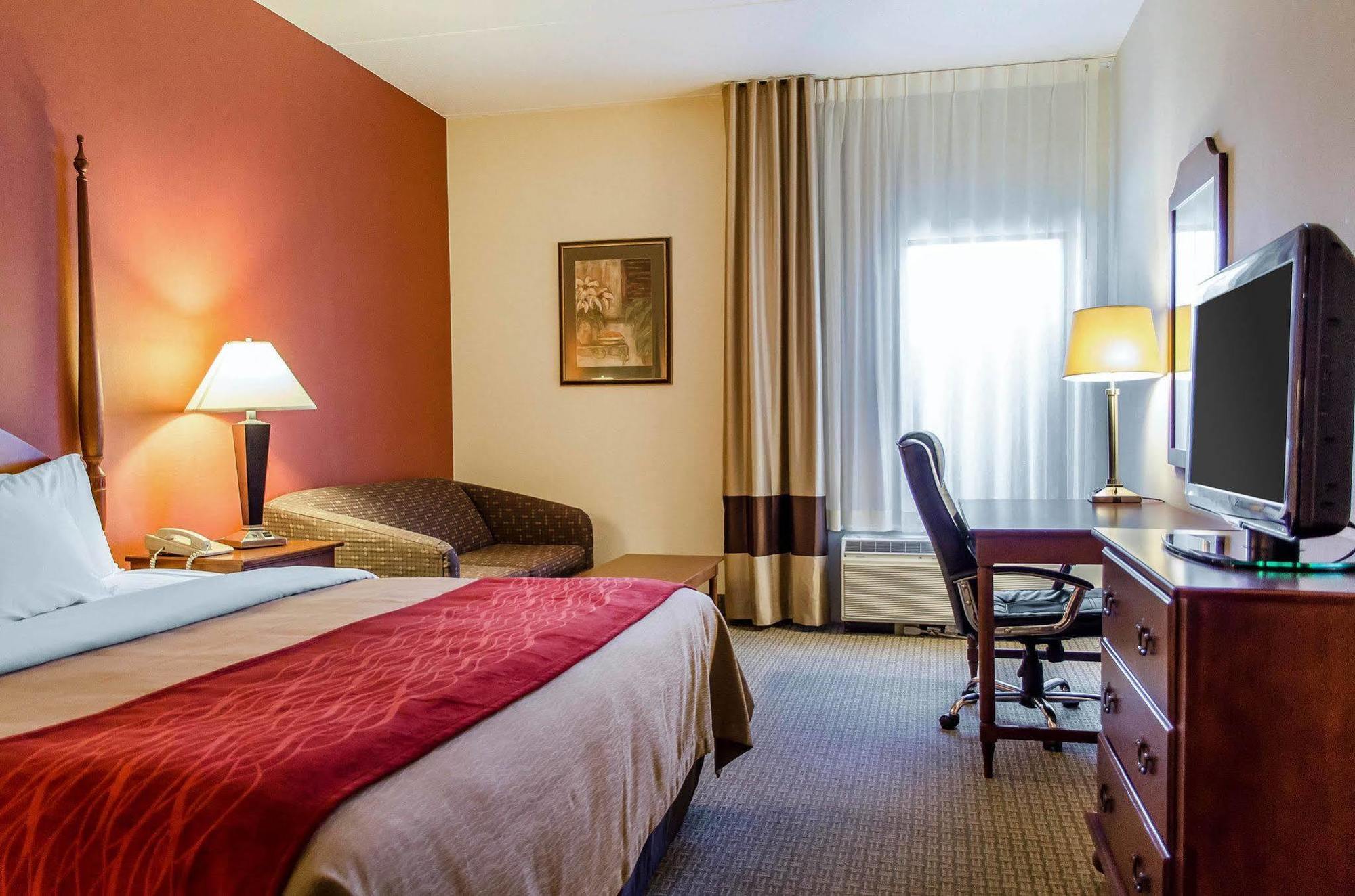 יורק Comfort Inn & Suites מראה חיצוני תמונה